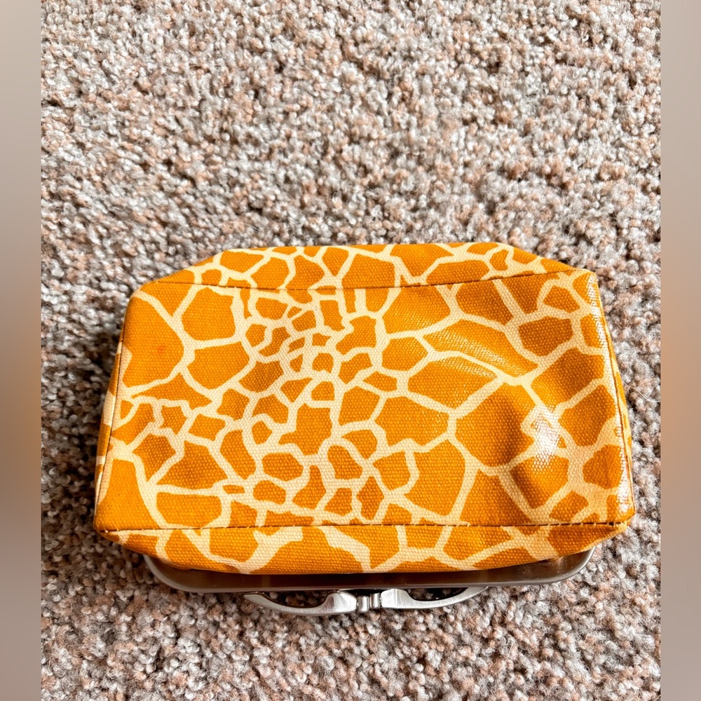 Fossil Key-Per Giraffe pattern - Picture 3 of 3